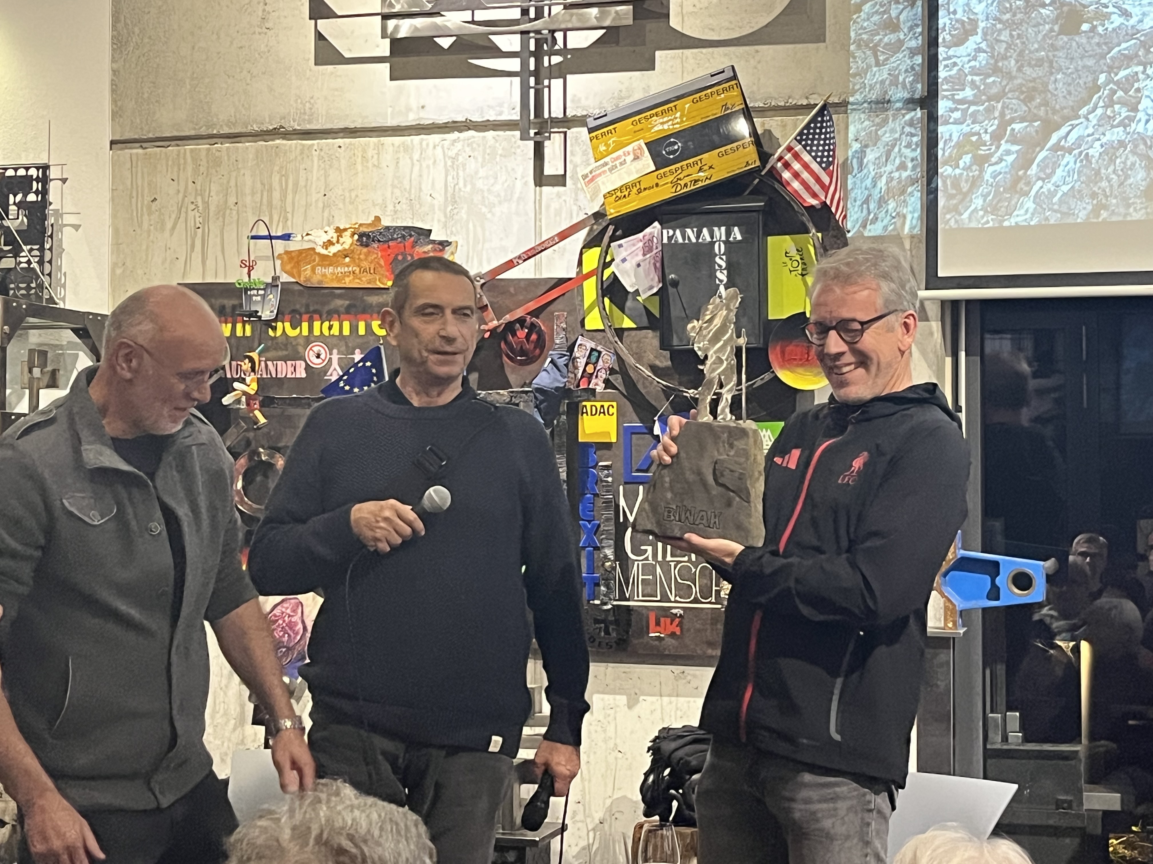 Biwak-Skulptur Biwak-Skulptur